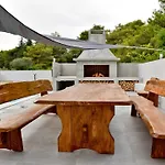 וילה Pinia With Pool, *