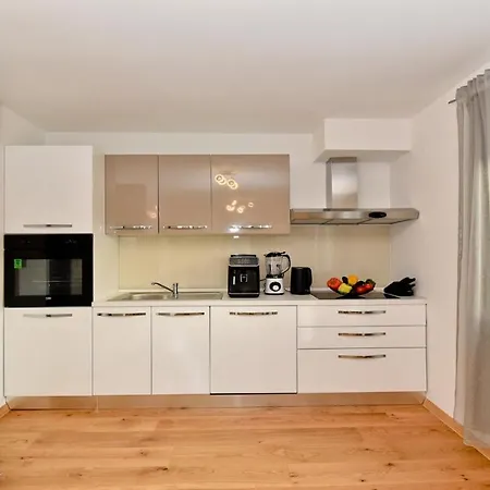 Pinia With Pool, Villa Zadar