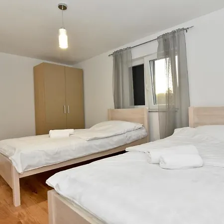 Willa Pinia With Pool, *