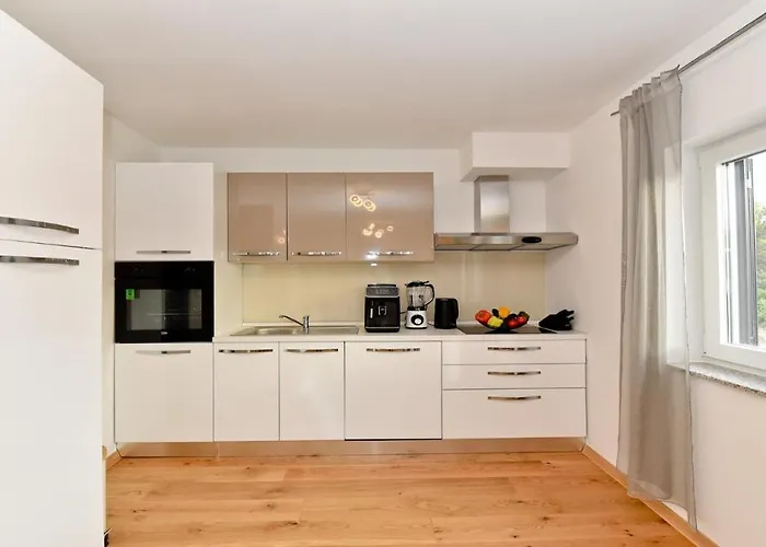 Pinia With Pool, Villa Zadar