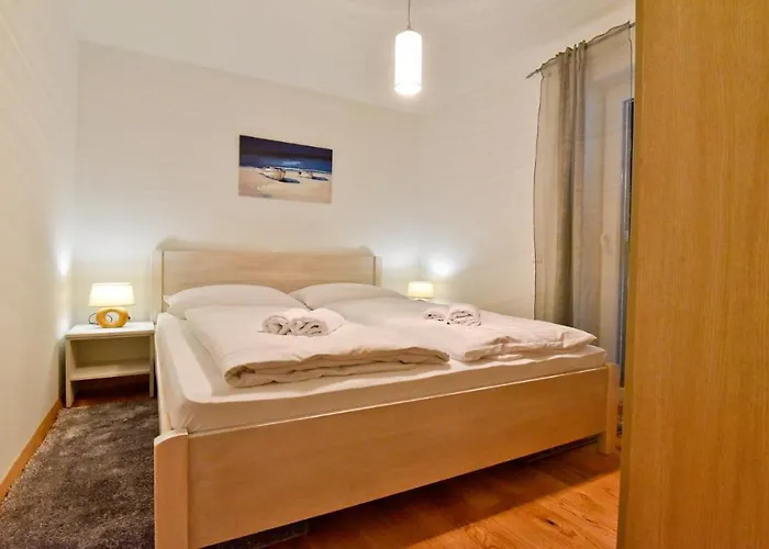 Pinia With Pool, * Zadar