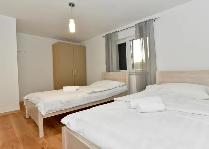 Villa Pinia With Pool, *