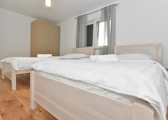 Pinia With Pool, Villa Zadar